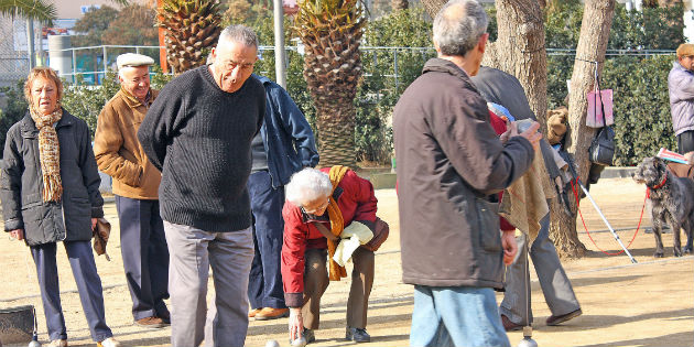Elderly adults saturated with information do not respond to fittings